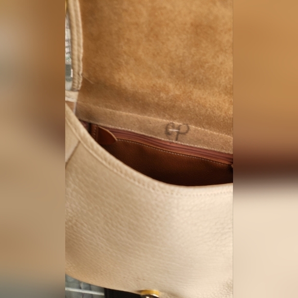 Vintage Dooney & Bourke-All Weather Leather Teton Saddle Bag - Picture 6 of 8